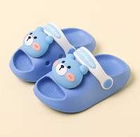 Thumbnail for Mini Fashion – Gaieté et sécurité – Chaussons de plage à pois