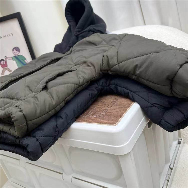 CozyShield – Chaud et robuste – Veste à capuche matelassée