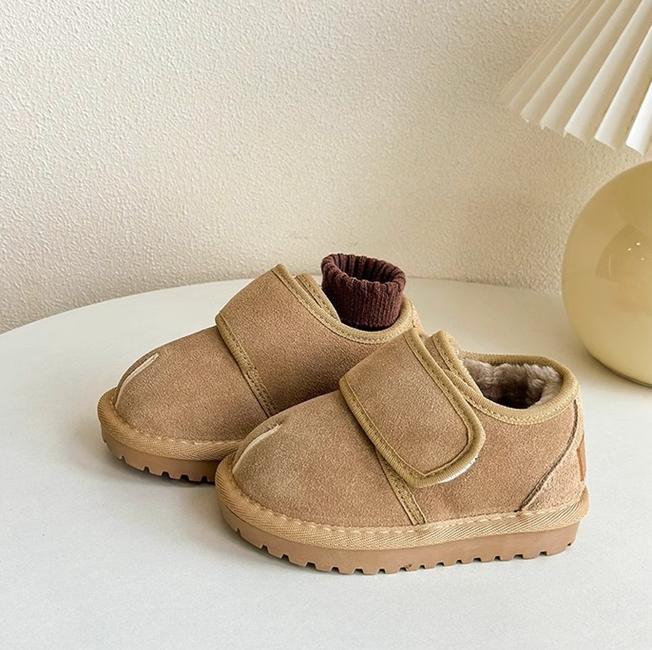 CozyStep Kids – Chaudes et autonomes – Chaussures à velcro Djamena