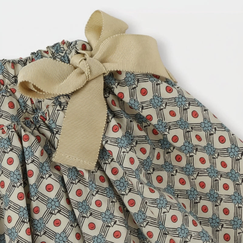 Matching Set – Confortable et imprimé marguerite – Bloomer, jupe et chemisier
