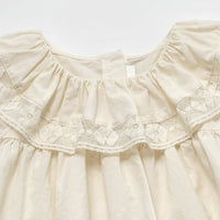 Thumbnail for Ruffle Collar Top – Élégant et confortable – Haut à col décoratif et manches bouffantes