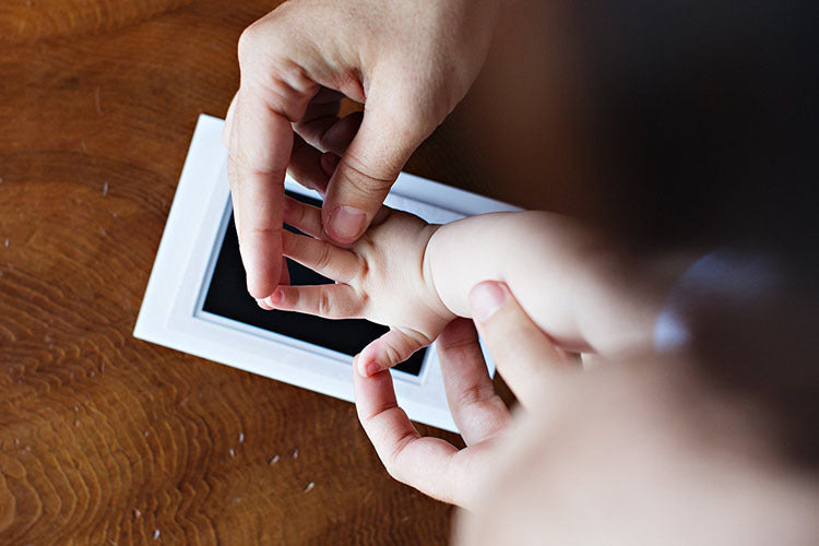 Baby Handprint Kit™ - Un souvenir unique d'un bébé - Set imprimable