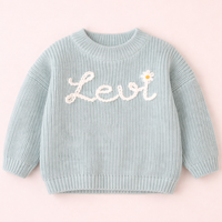 Thumbnail for TinyStitch – Pull tricoté personnalisé avec prénom pour enfants