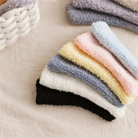 Thumbnail for SnuggleBoo – Chaudes et douces – Chaussettes en polaire pour bébés