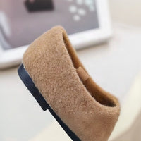 Thumbnail for SoftSteps –  Chaudes et douillettes – Chaussures pour filles avec pompon en peluche