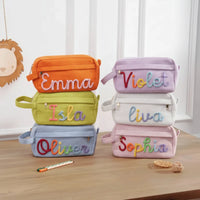 Thumbnail for SchoolJoy – Pratique et personnel – Trousse personnalisée