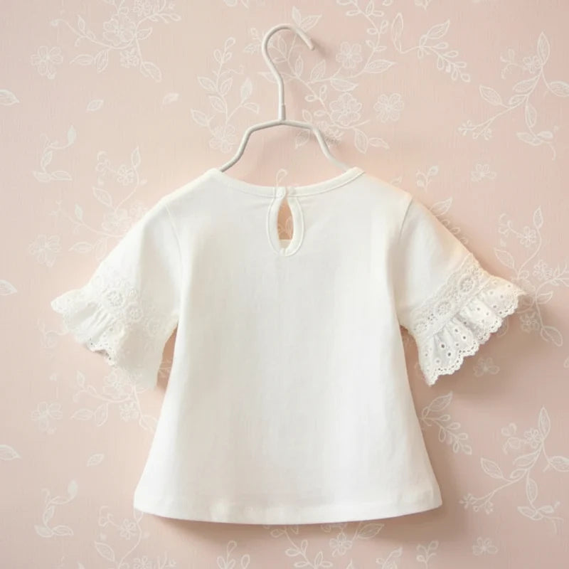 Girls Trumpet Sleeve Top – Élégance et confort – Manches en dentelle