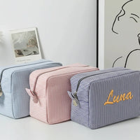 Thumbnail for Striped Name Pouch – Personnalisée et élégante – Trousse à maquillage