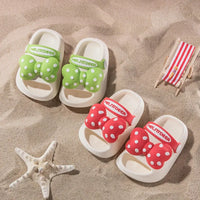 Thumbnail for Mini Fashion – Gaieté et sécurité – Chaussons de plage à pois