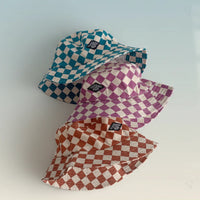 Thumbnail for Bucket Hat – Mignon et protecteur – Bonnet pour enfant à carreaux