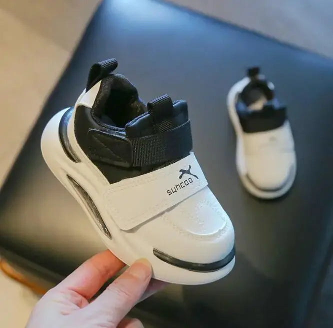 KidStride – Tendance et fonctionnelles – Baskets à velcro