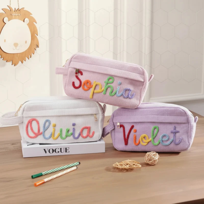 SchoolJoy – Pratique et personnel – Trousse personnalisée