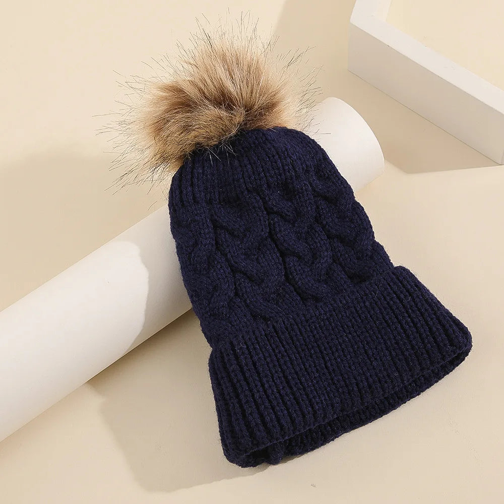 Mini Fashion™ - Police personnalisée - Chapeau avec pompon personnalisable