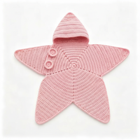 Thumbnail for CozyStar – Doux et fait main – Combinaison pour bébé tricotée avec un motif en forme d'étoile